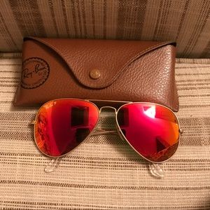 Red mirror lens ray bans